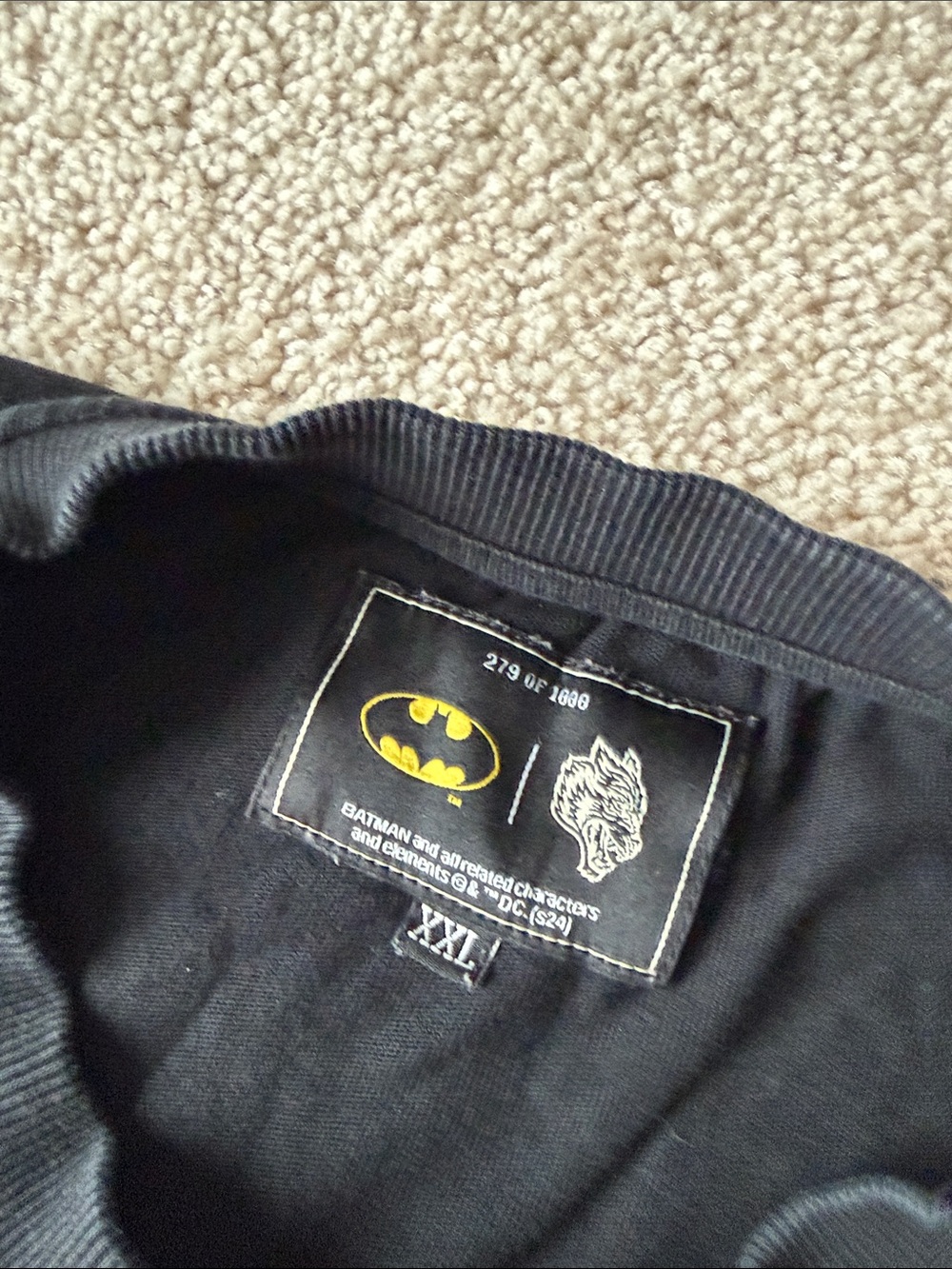 Darc Sport Wolves Batman Black Lightning Graphic Gym Pump Cover Tee - Picture 3 of 5
